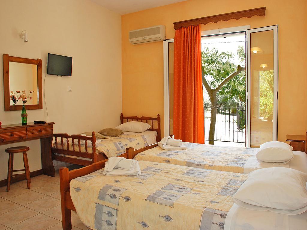 Emilia Apartments Trapezaki  Buitenkant foto