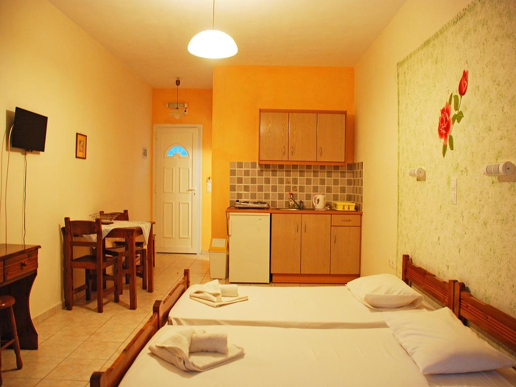 Emilia Apartments Trapezaki  Kamer foto