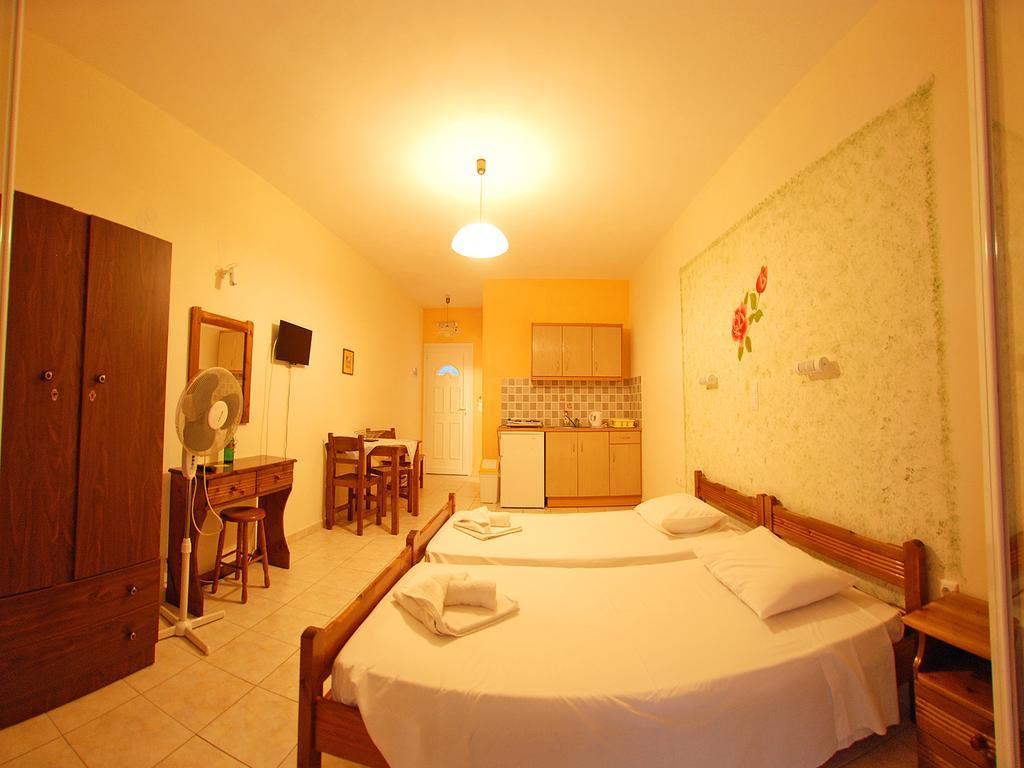 Emilia Apartments Trapezaki  Kamer foto